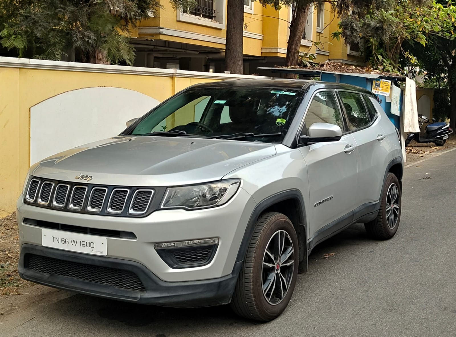Jeep Compass - Image 2