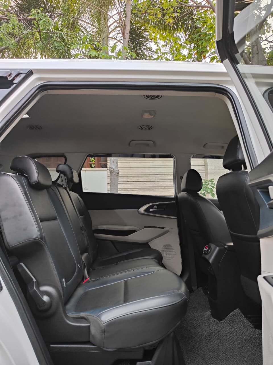 Kia carens - Image 2