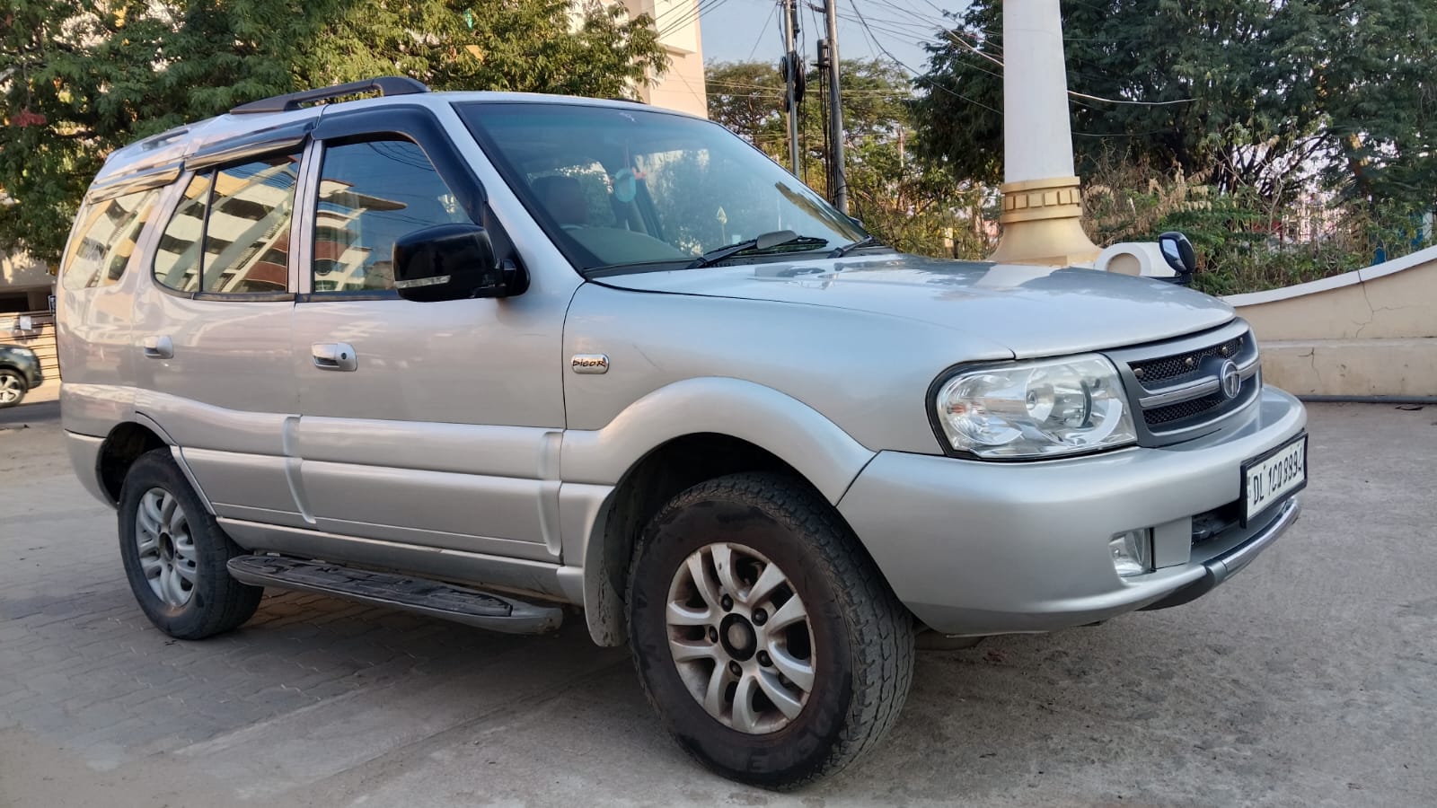 Tata Safari - Image 5