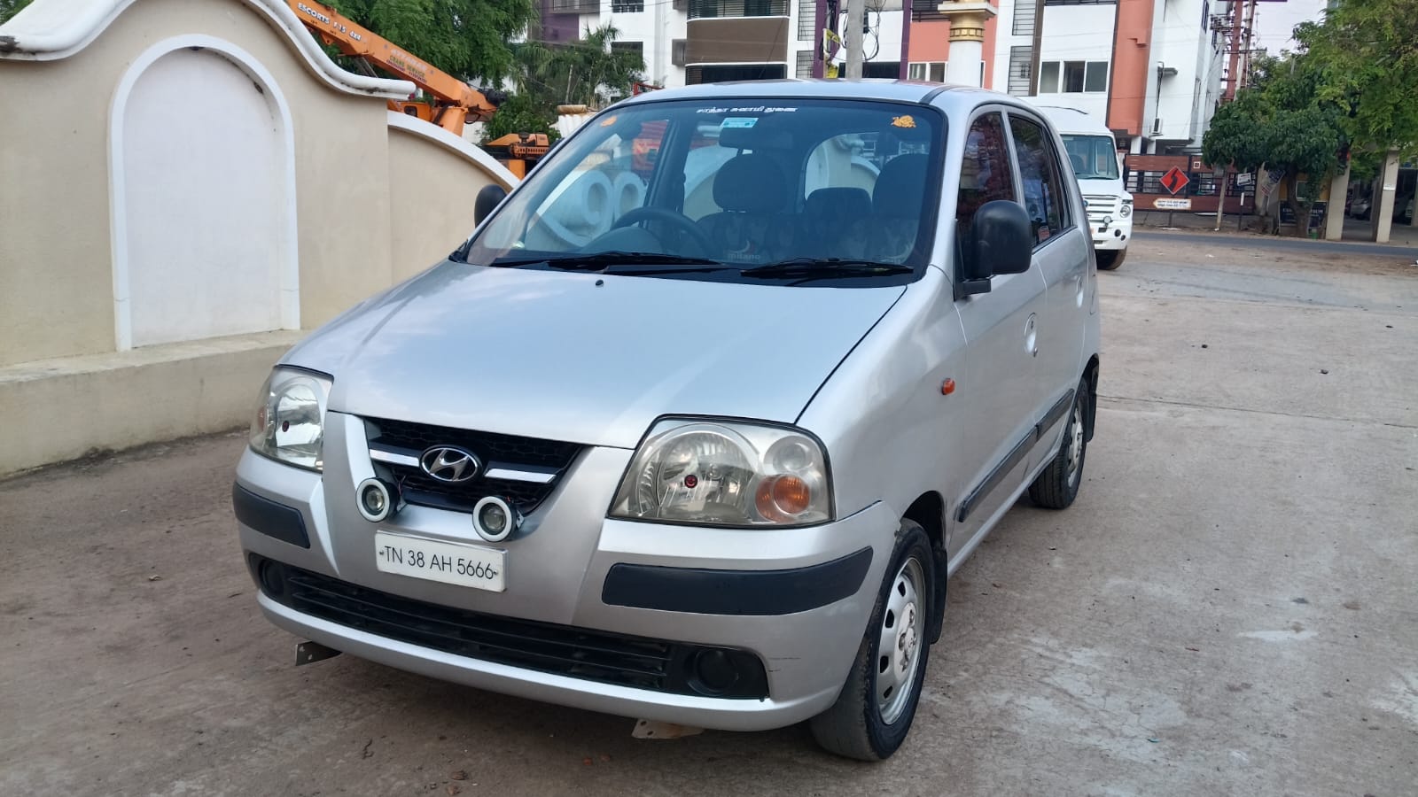 Hyundai Santro Xing - Image 7