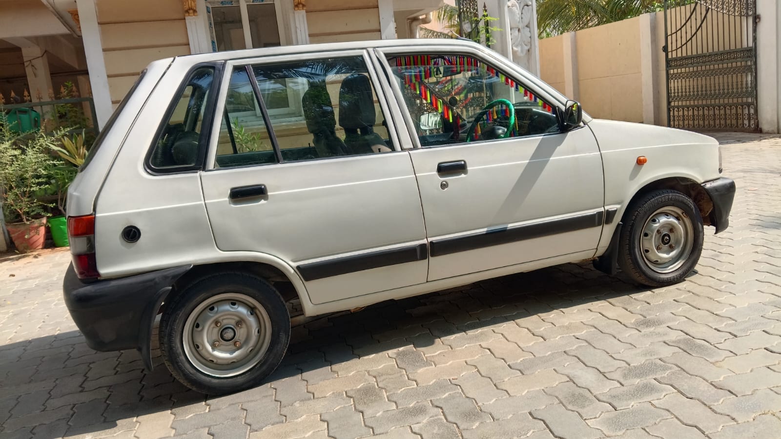Maruti Suzuki 800 - Image 7