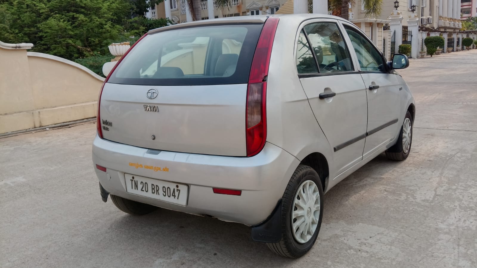 Tata Vista - Image 3