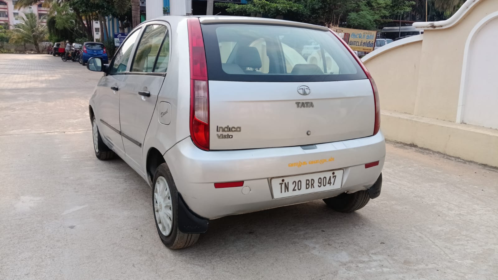 Tata Vista - Image 2