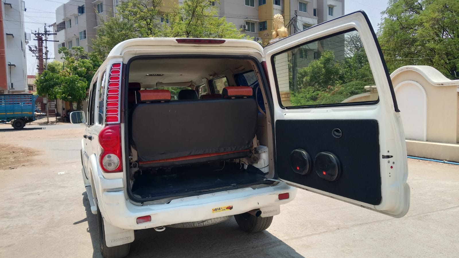 Mahindra Scorpio - Image 3