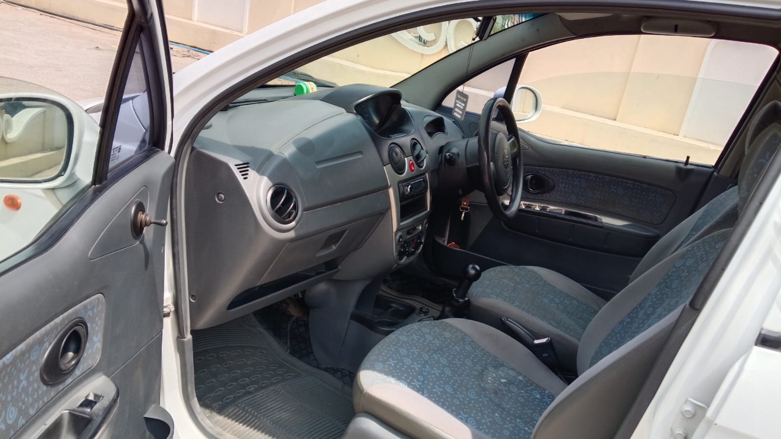Chevrolet Spark - Image 4