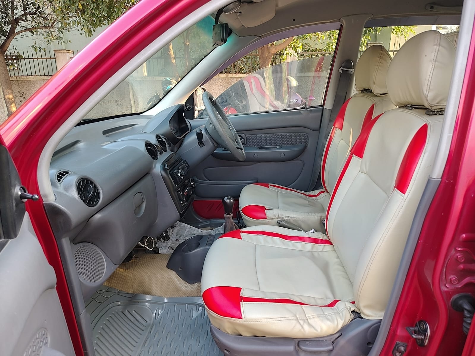 Hyundai Santro - Image 6