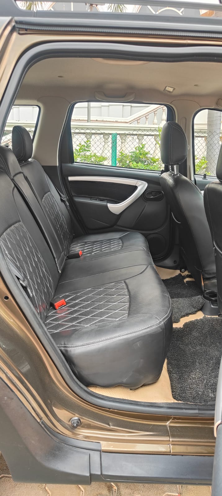 Renault Duster - Image 10