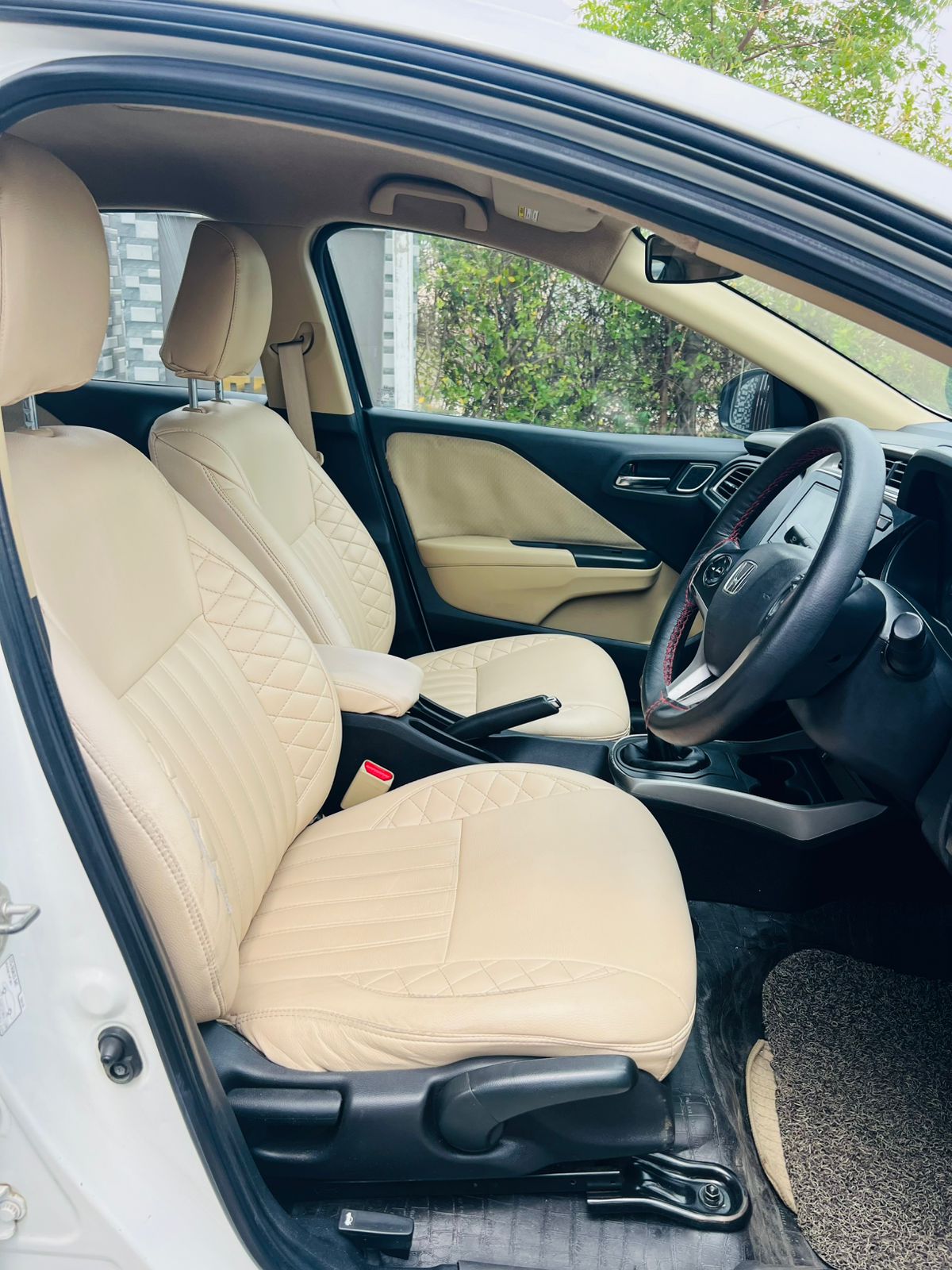 Honda City - Image 9