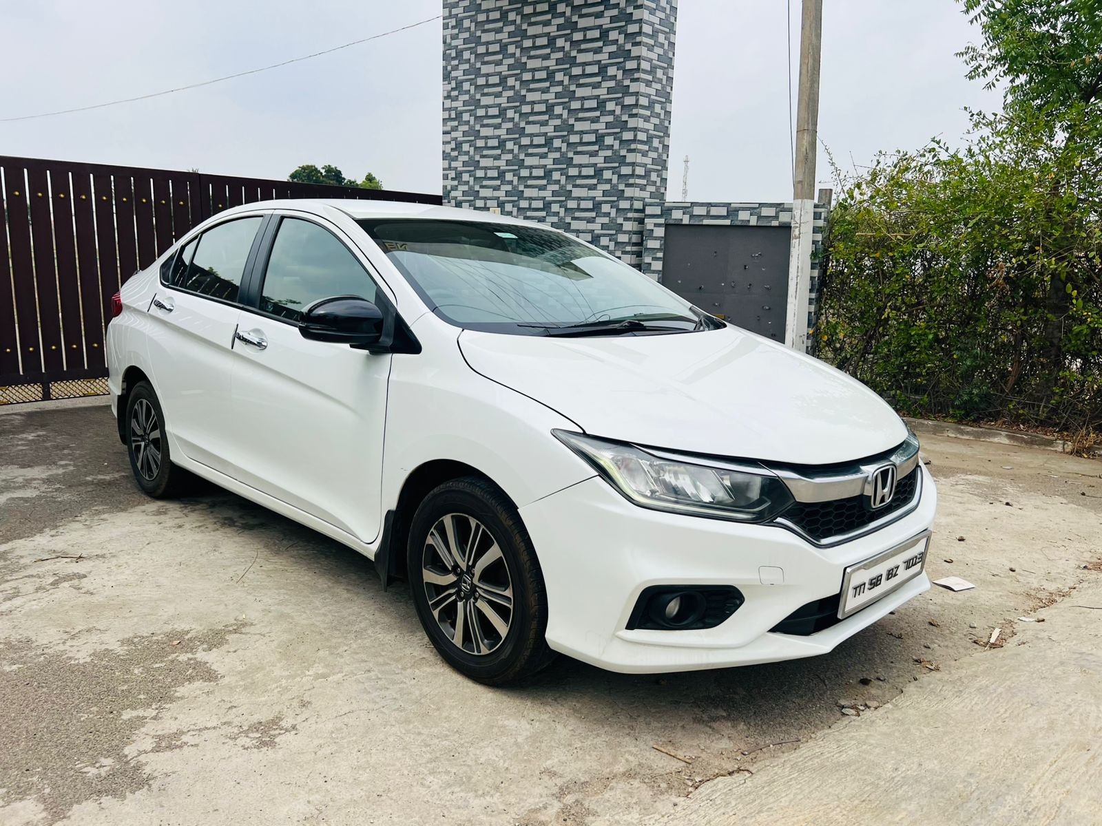 Honda City - Image 2