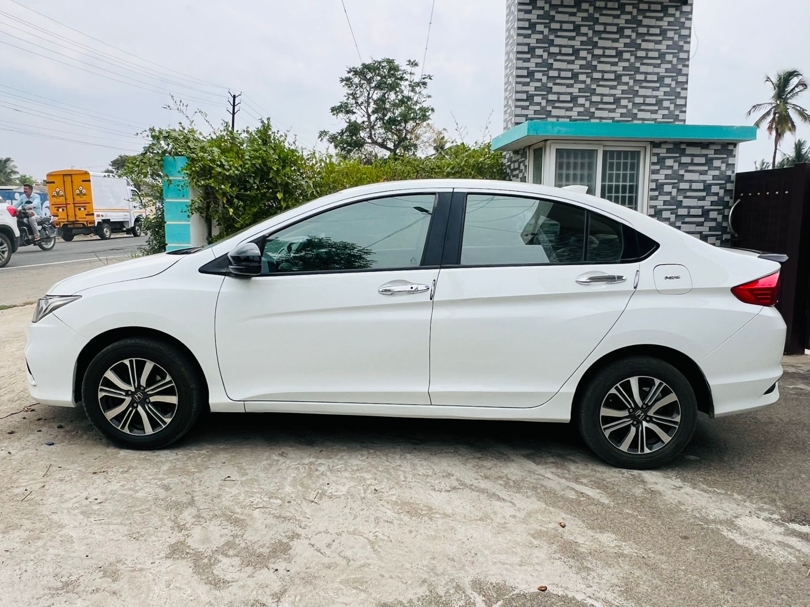 Honda City - Image 5