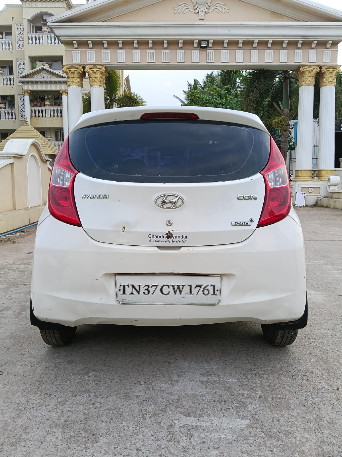 Hyundai Eon - Image 4