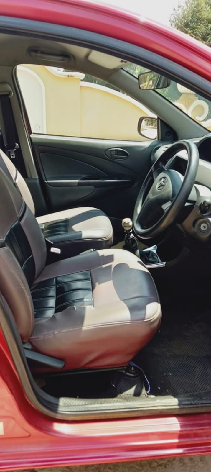 Toyota Etios Liva - Image 6