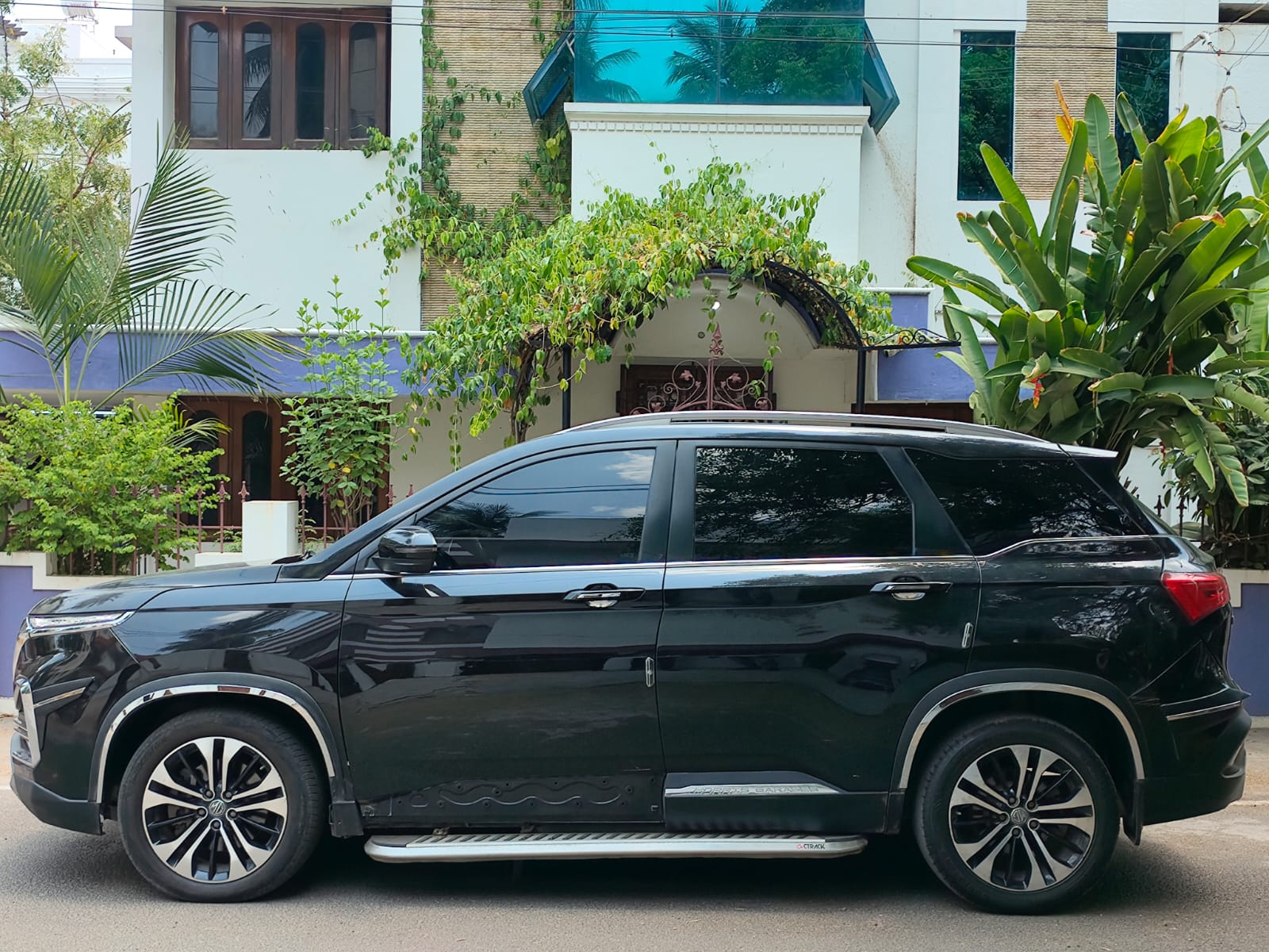 MG Hector - Image 2