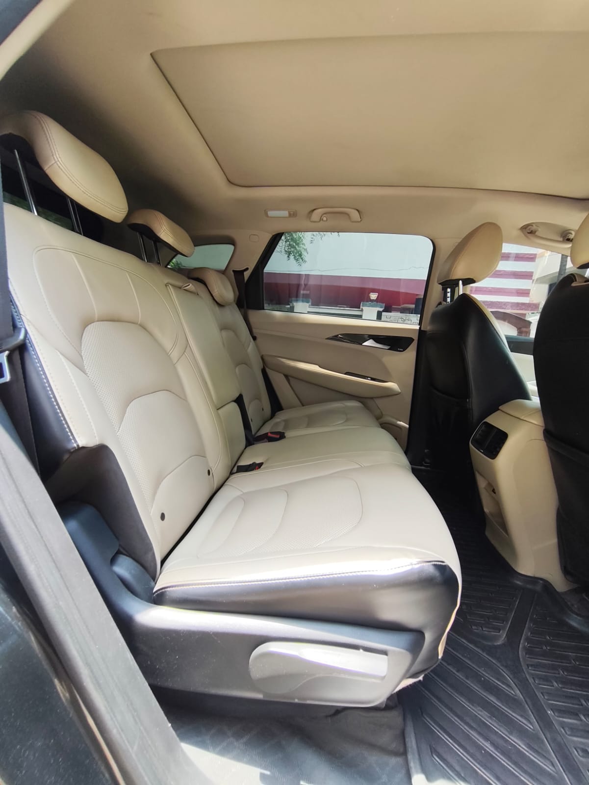 MG Hector - Image 4