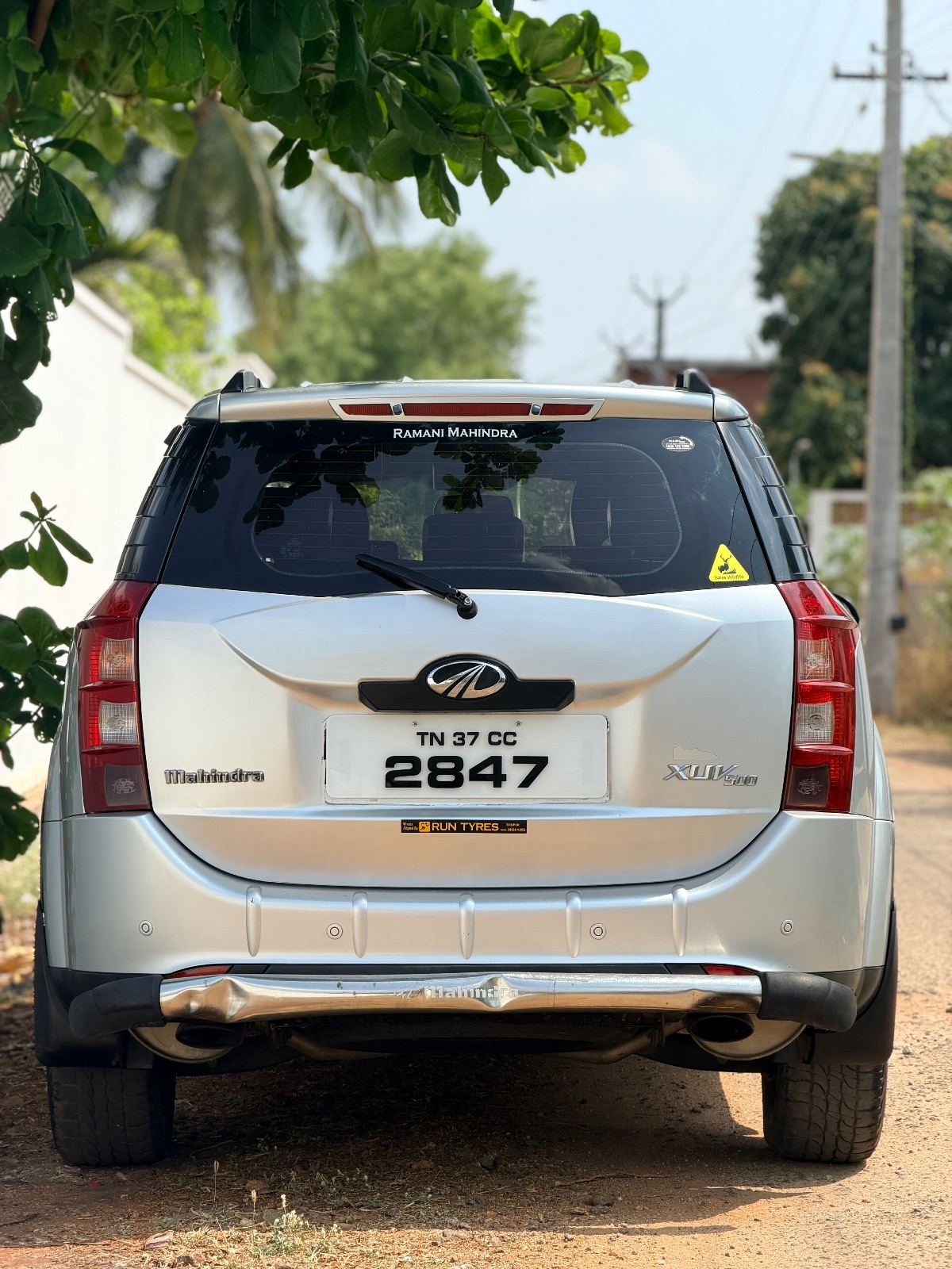 Mahindra XUV500 - Image 2