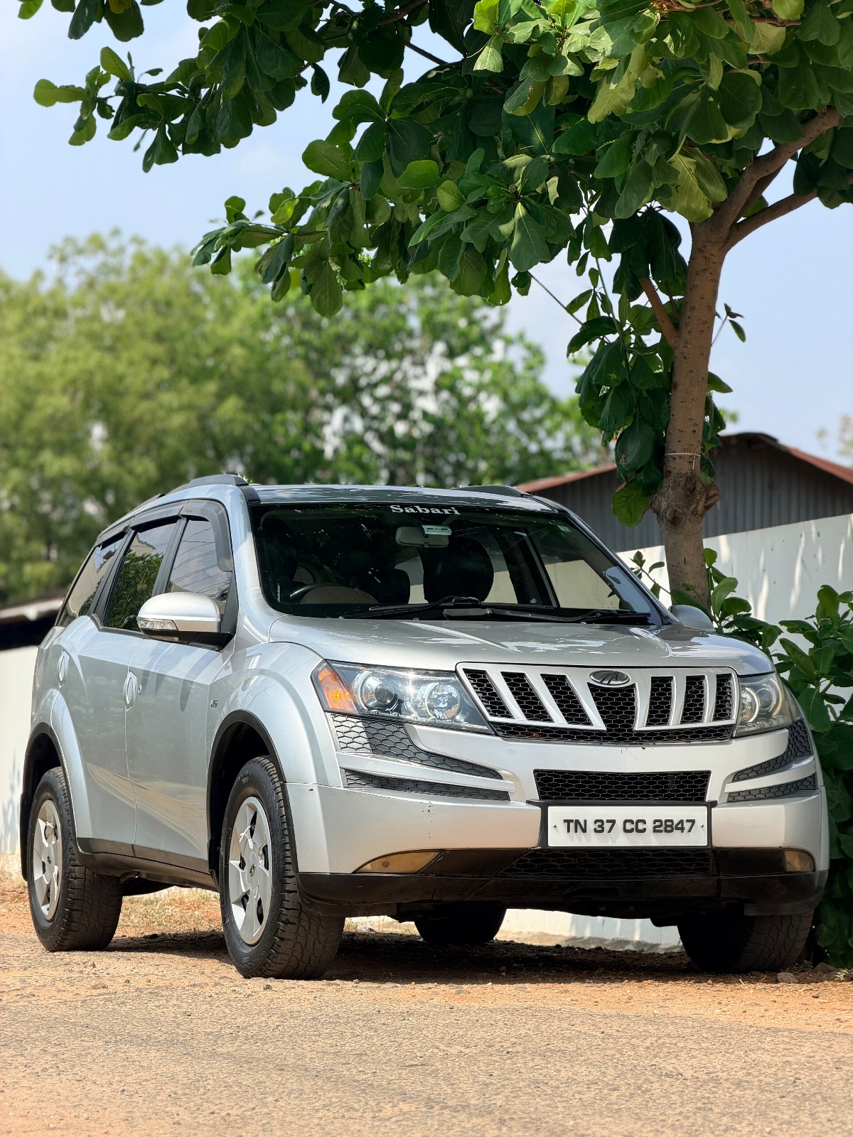 Mahindra XUV500 - Image 8