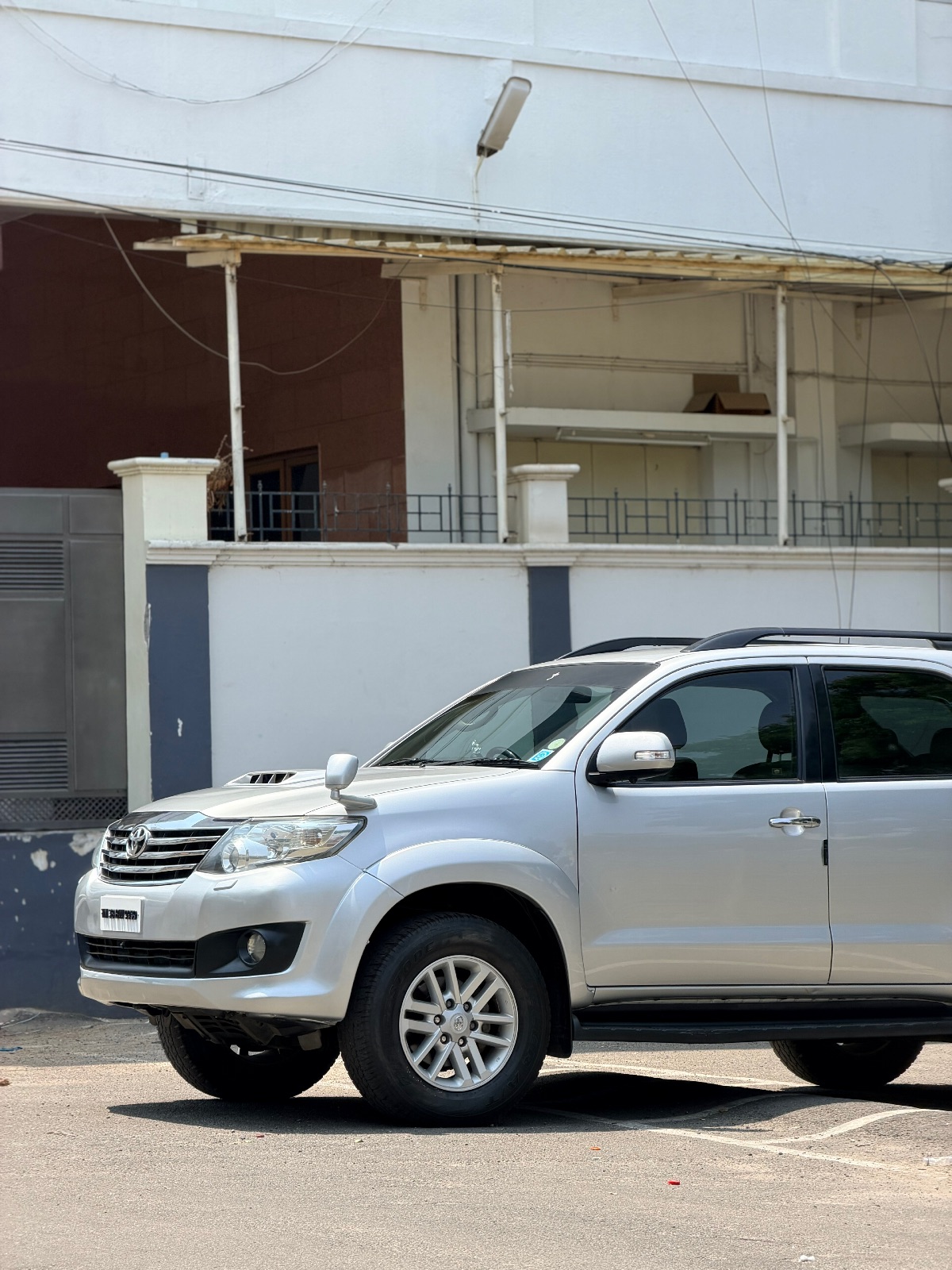 Toyota Fortuner - Image 6