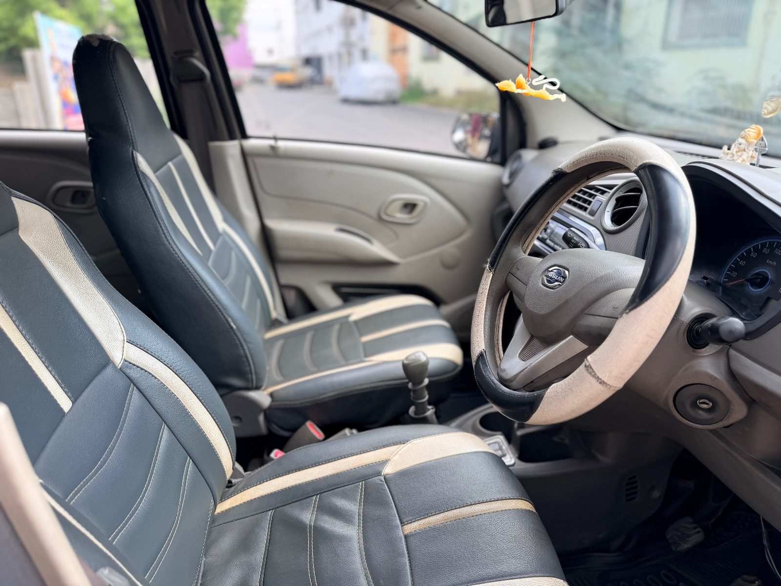 DatSun Redi Go - Image 7