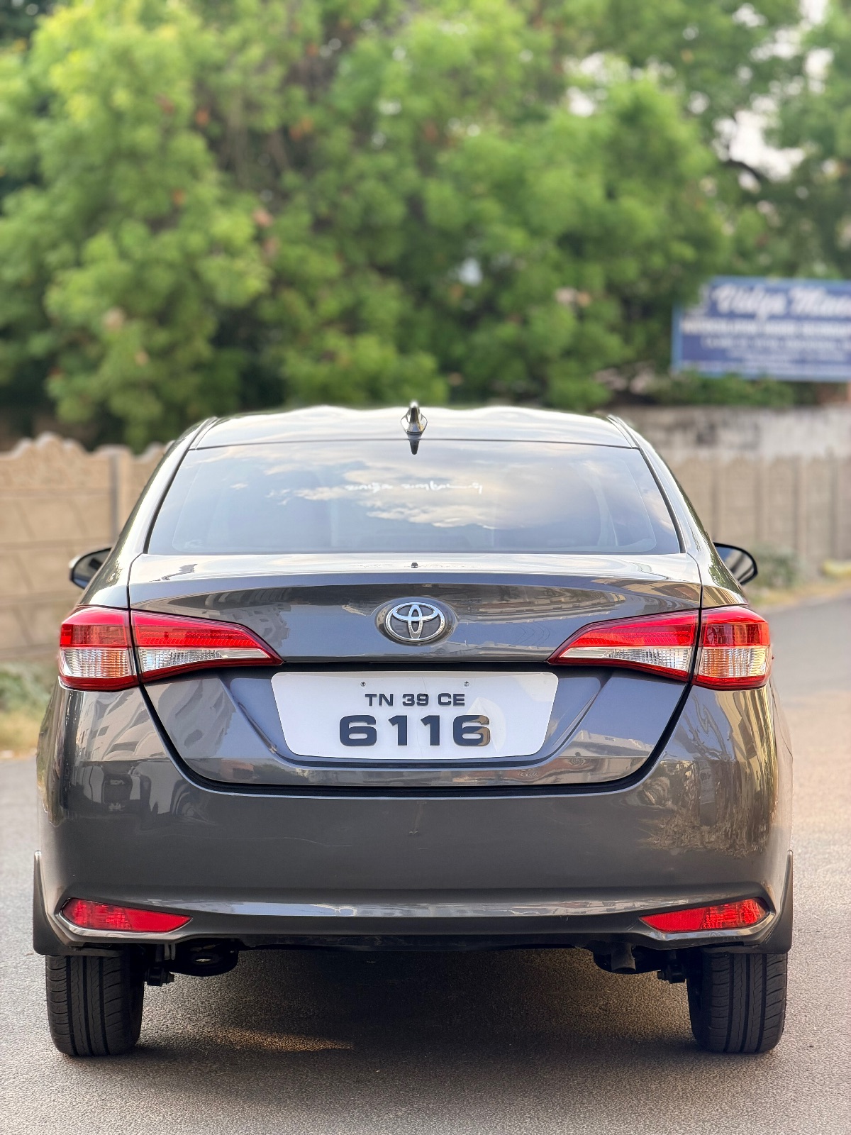Toyota yaris - Image 8