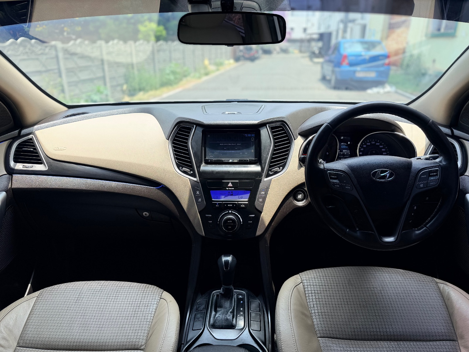 Hyundai Santa fe - Image 2