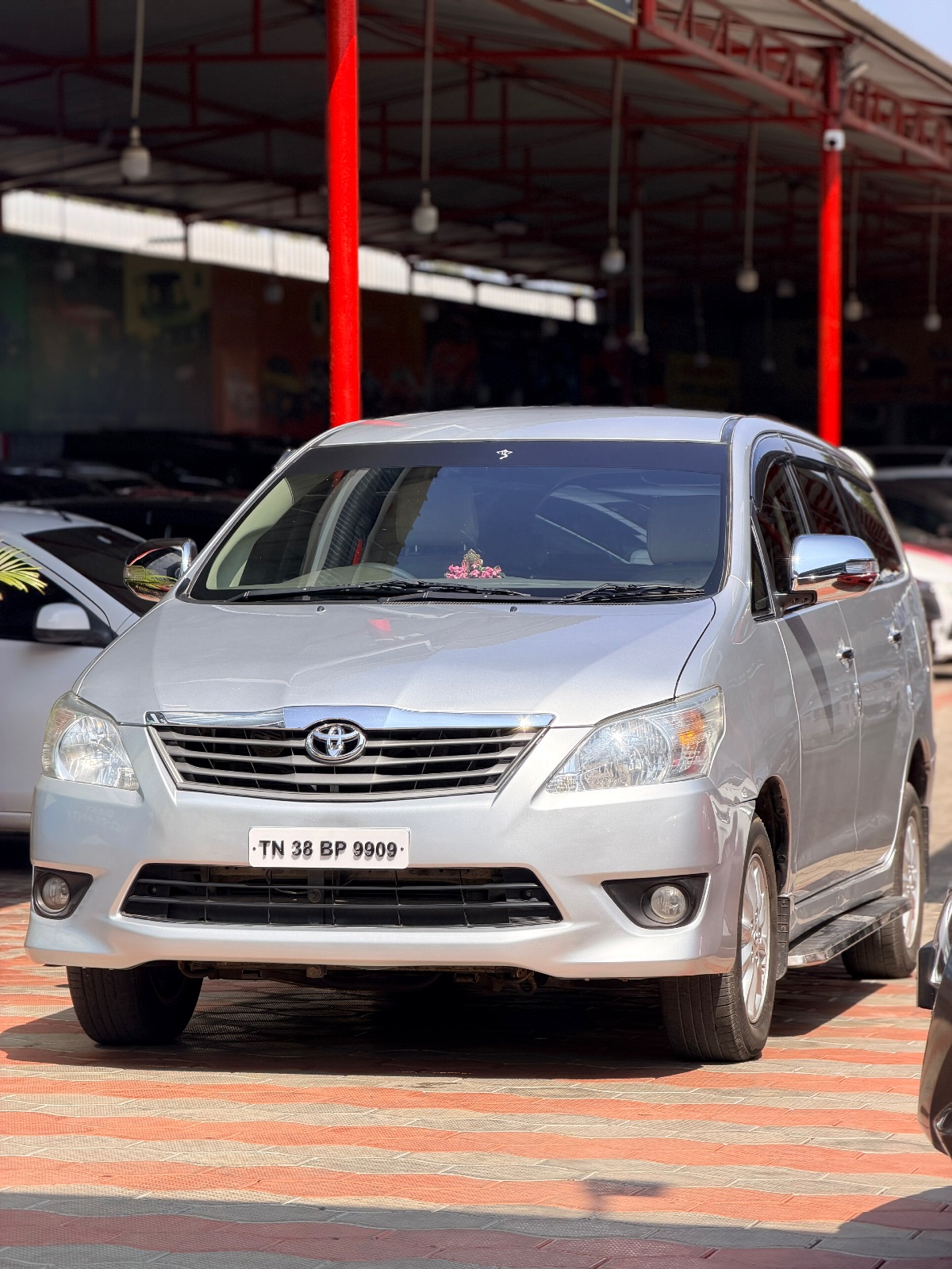 Toyota Innova - Image 8