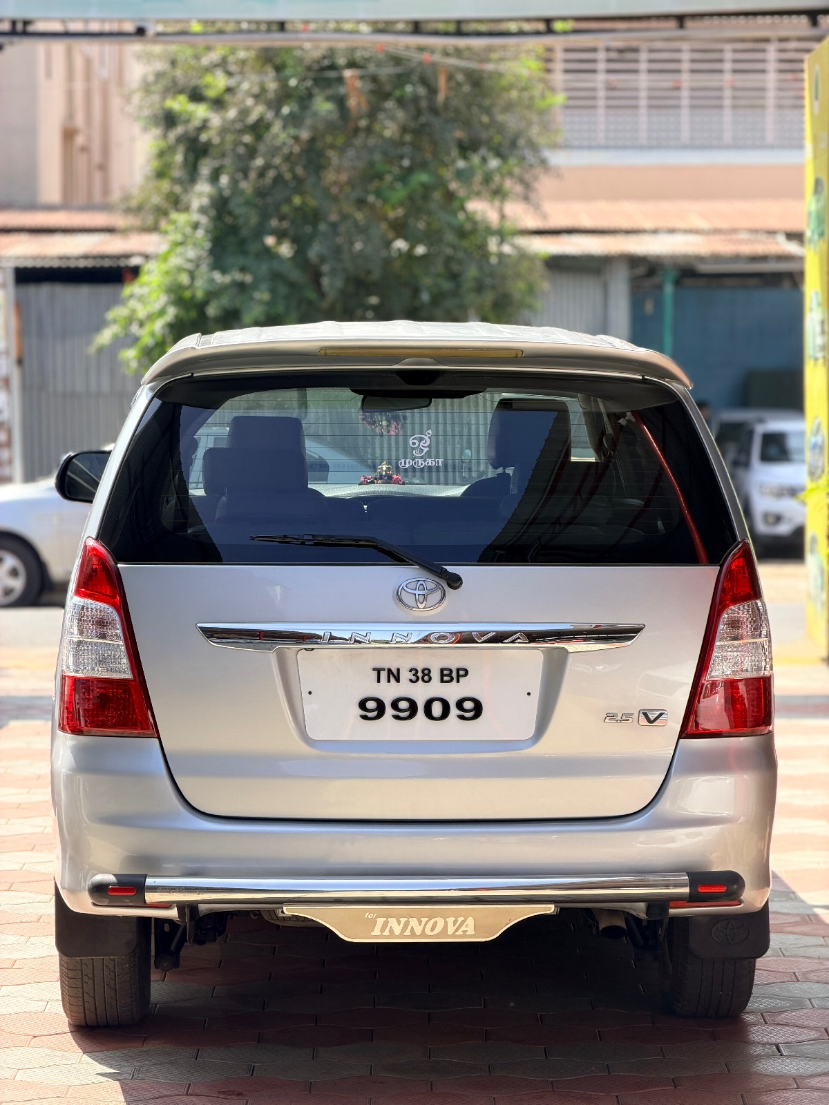 Toyota Innova - Image 7