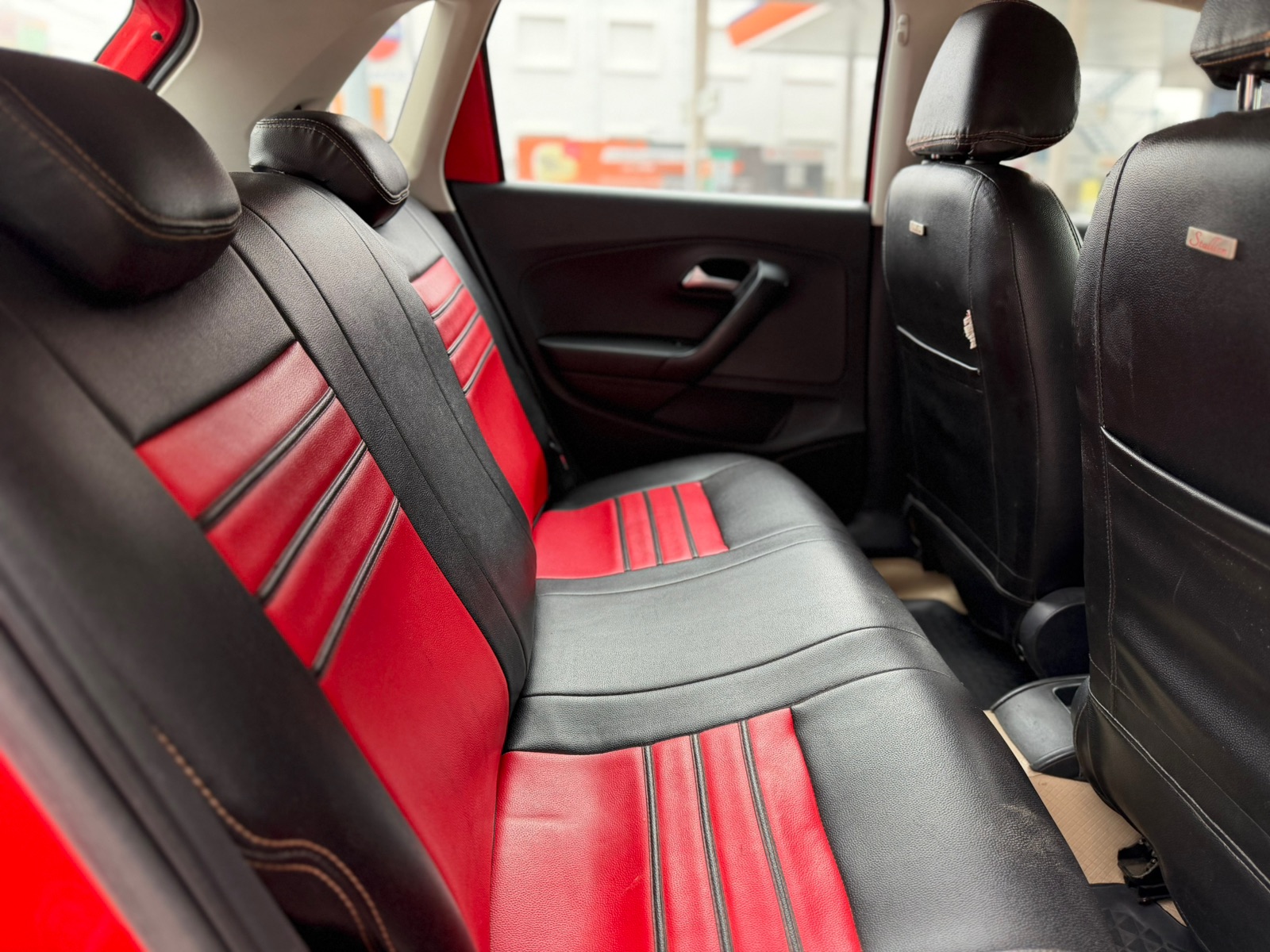 Volkswagen Polo - Image 5