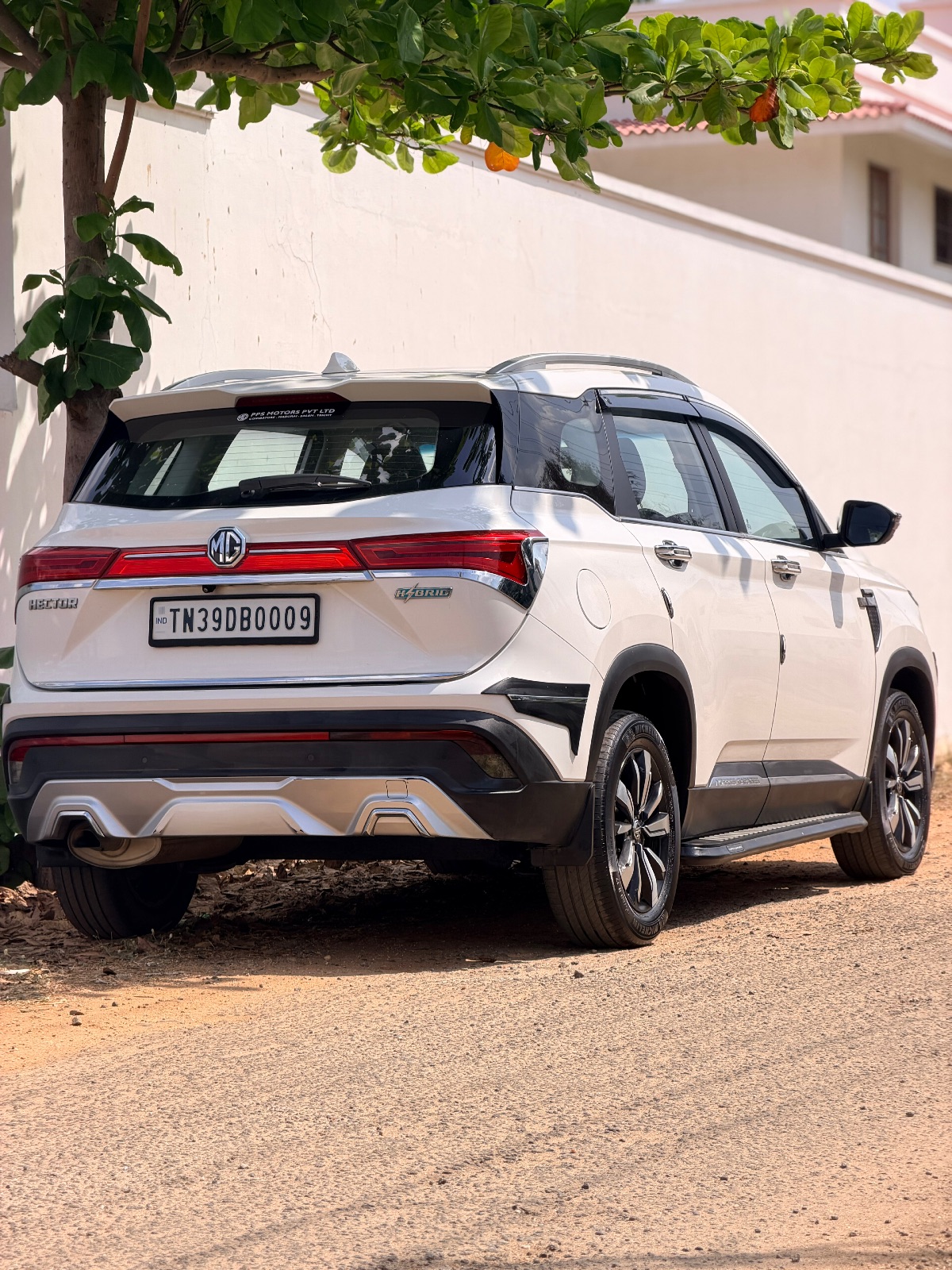MG Hector - Image 3