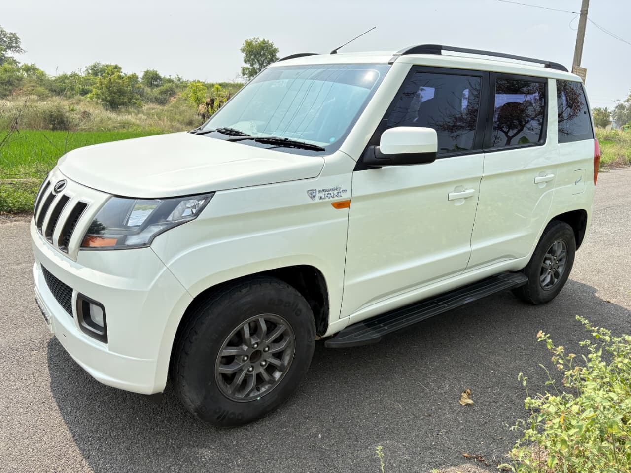 Mahindra TUV300 - Image 6