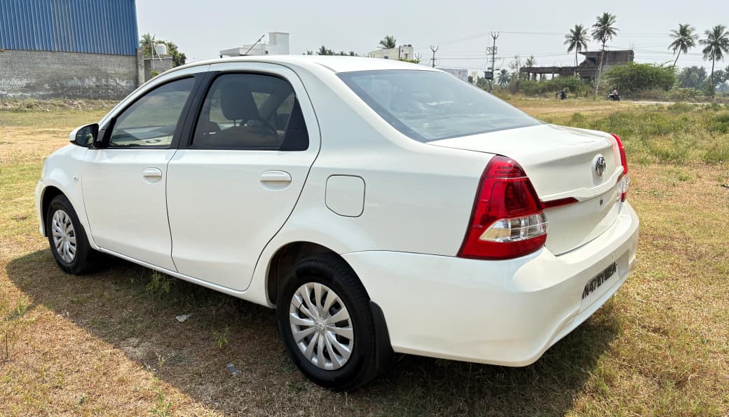Toyota Etios - Image 9