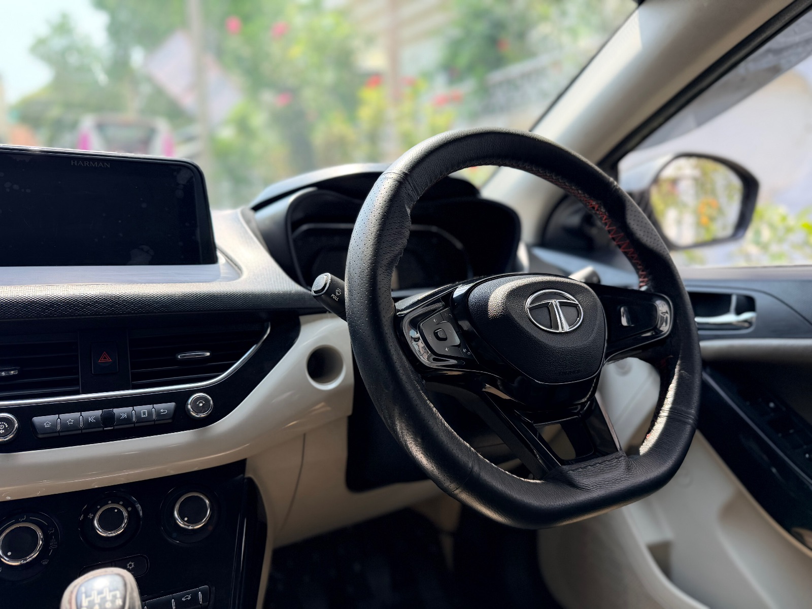 Tata Nexon - Image 4