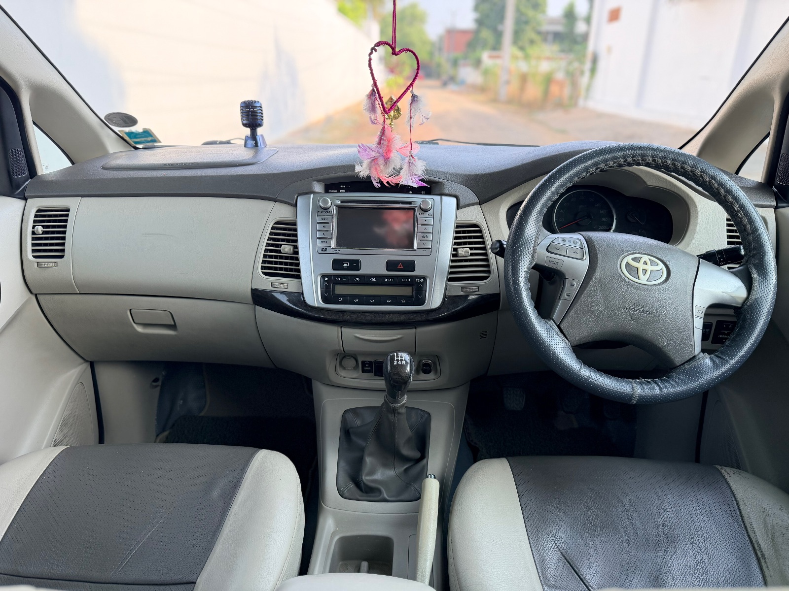 Toyota Innova