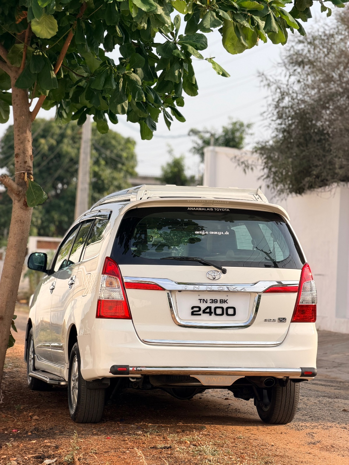 Toyota Innova - Image 3