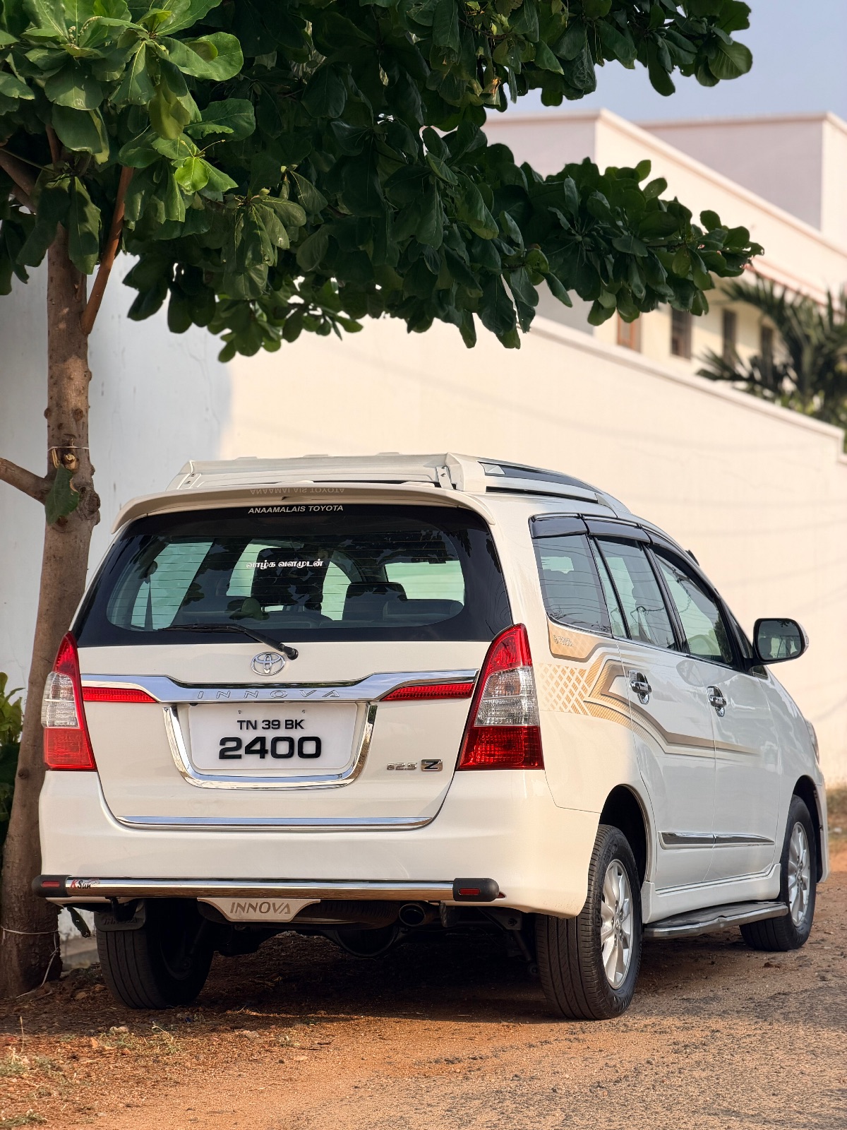 Toyota Innova - Image 4