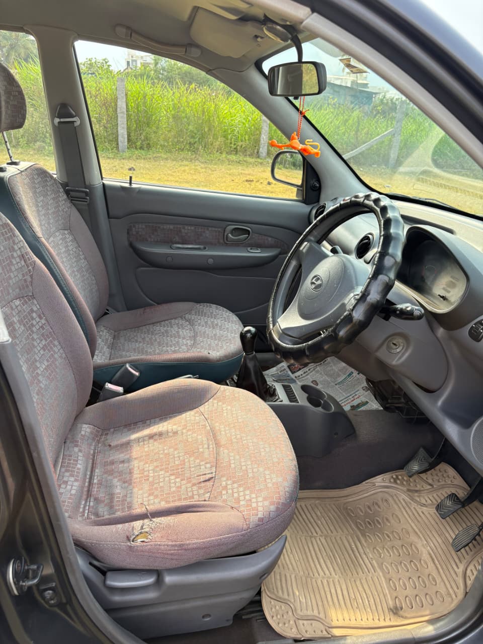 Hyundai Santro Xing - Image 8