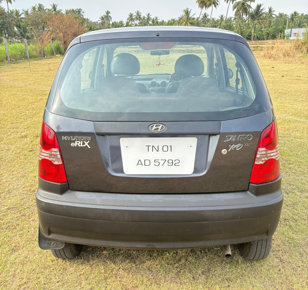 Hyundai Santro Xing - Image 4