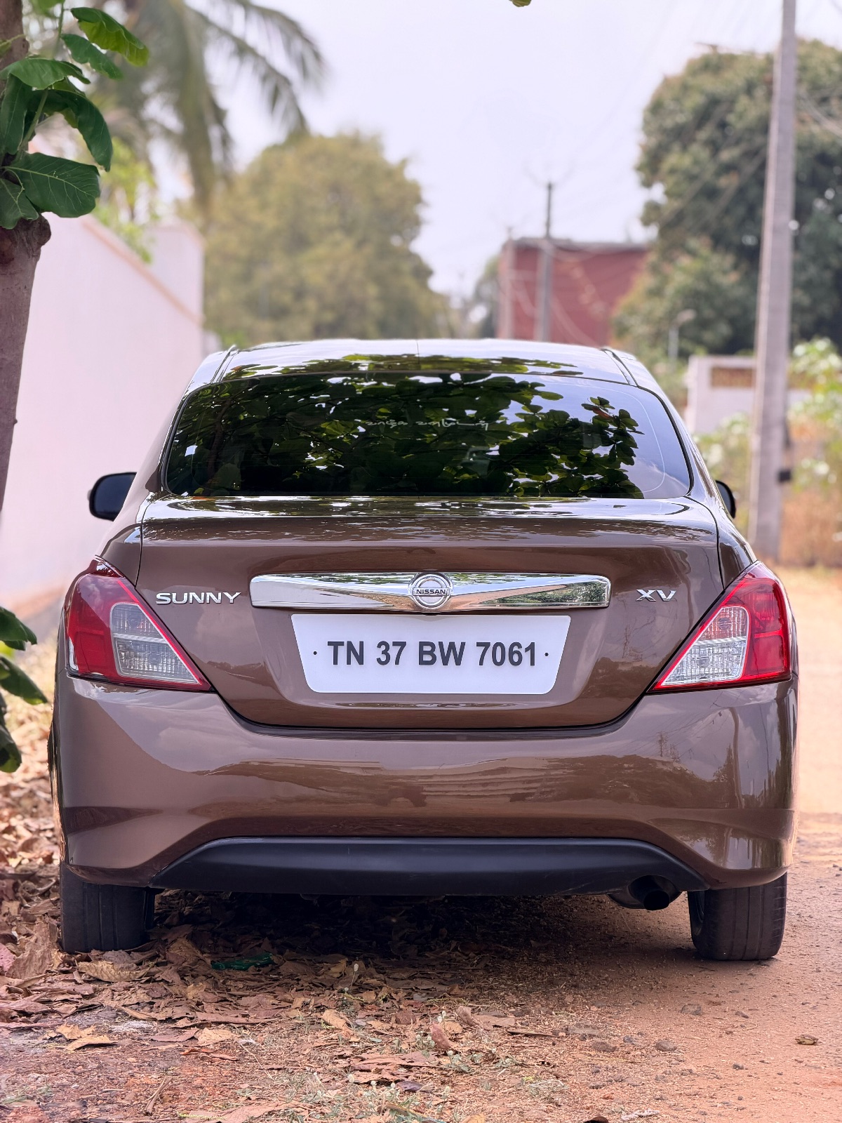 Nissan Sunny - Image 2