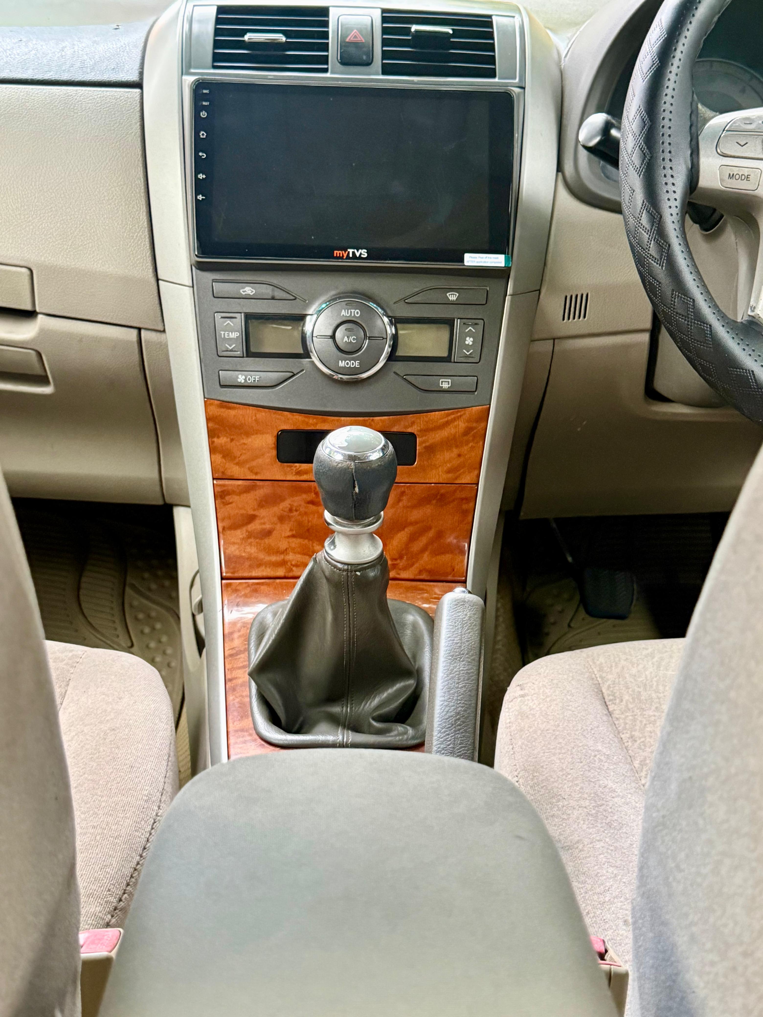 Toyota Corolla Altis - Image 6