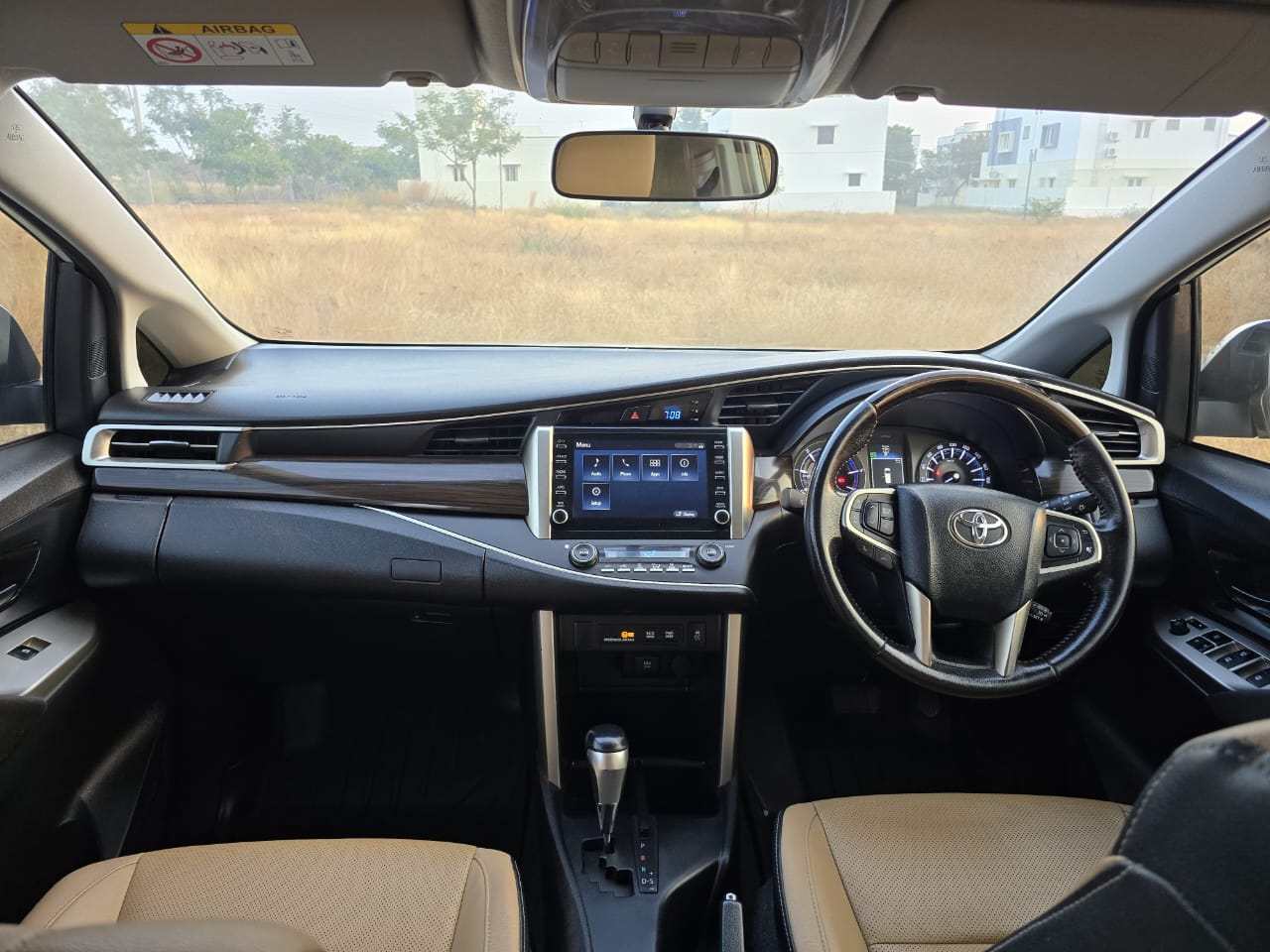 Toyota Innova Crysta - Image 4