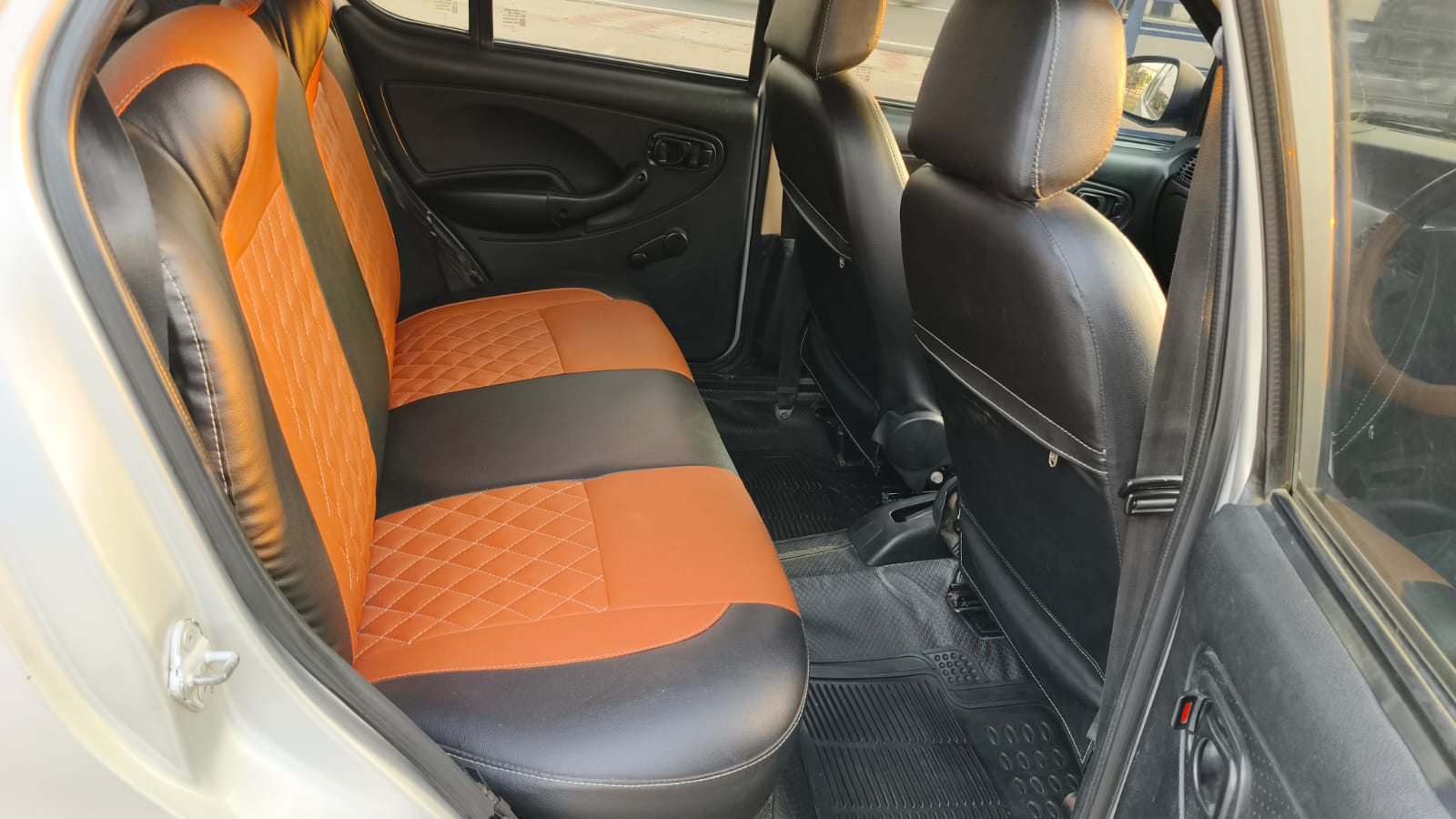 Tata Indica - Image 4