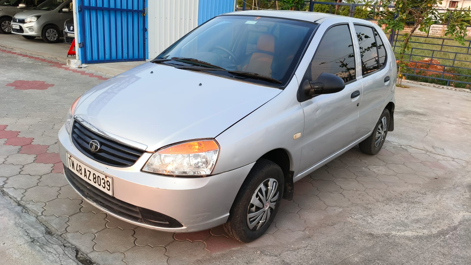 Tata Indica - Image 2
