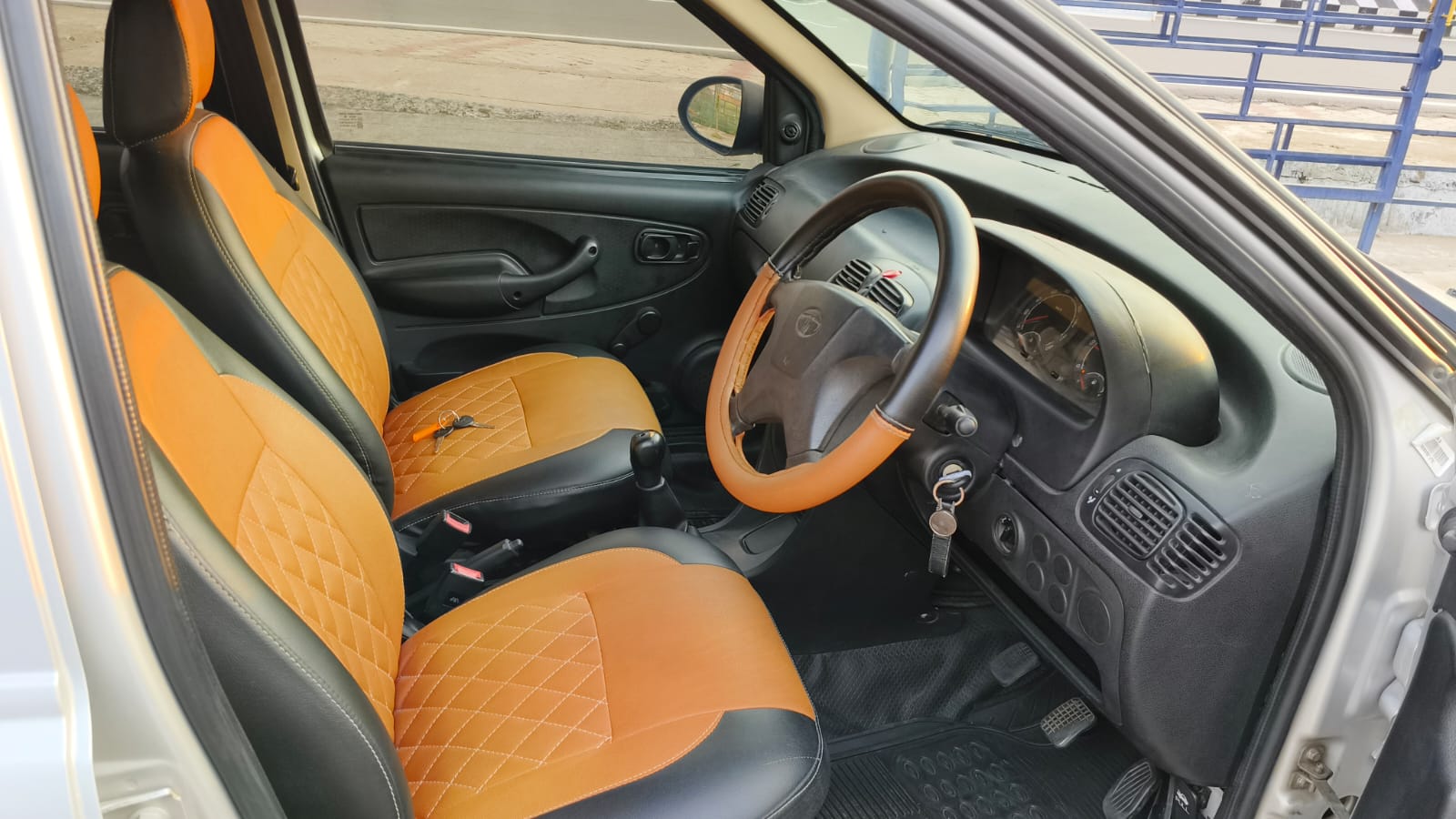 Tata Indica - Image 3