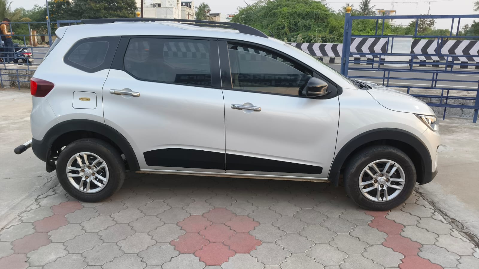 Renault Triber - Image 7