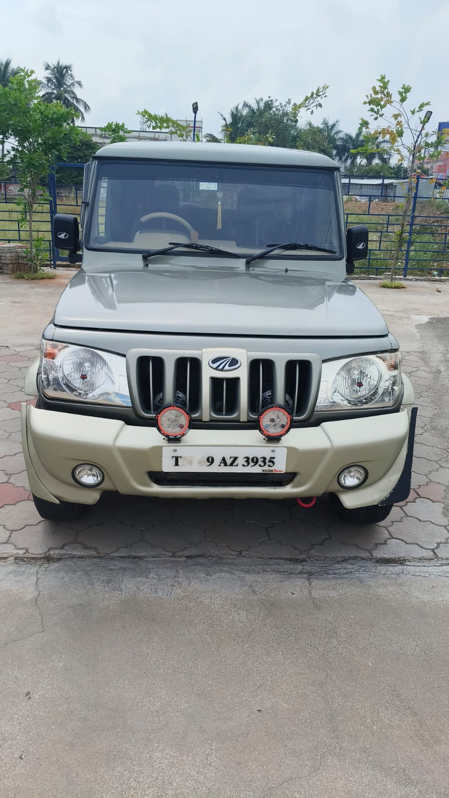 Mahindra Bolero