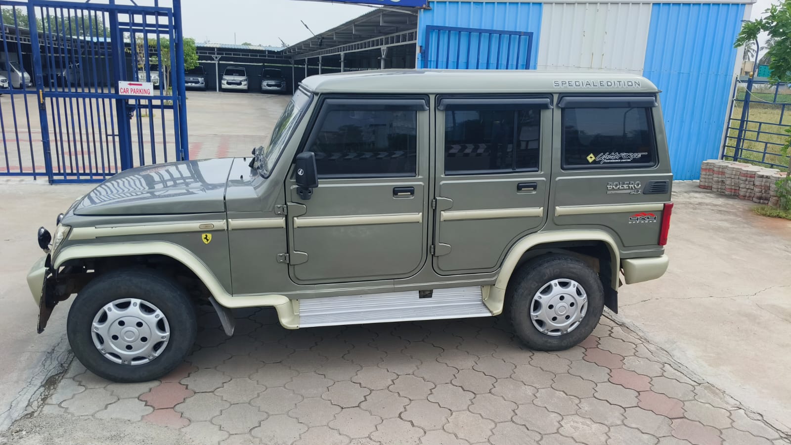 Mahindra Bolero - Image 4