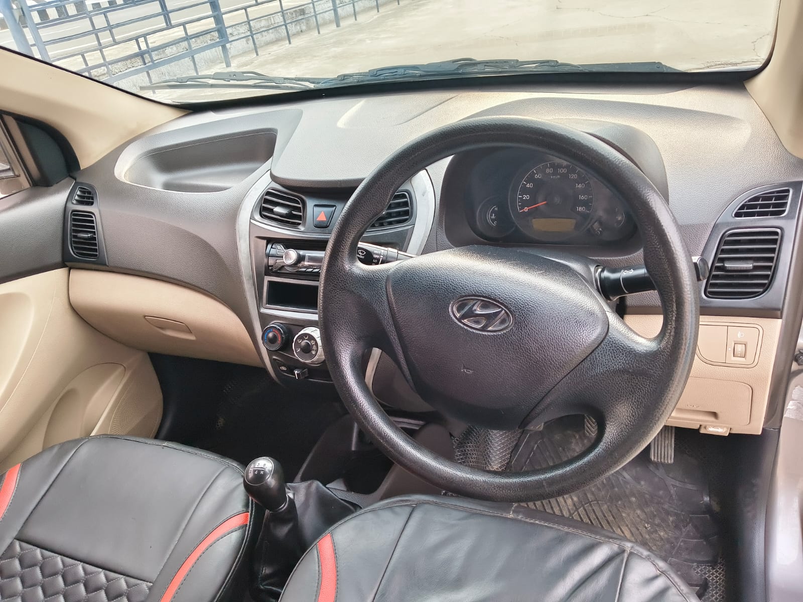 Hyundai Eon - Image 2