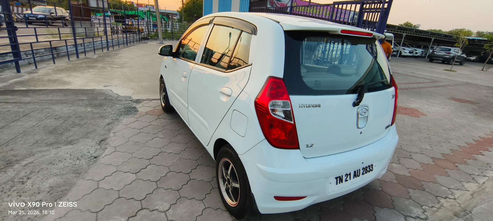 Hyundai i10 - Image 8