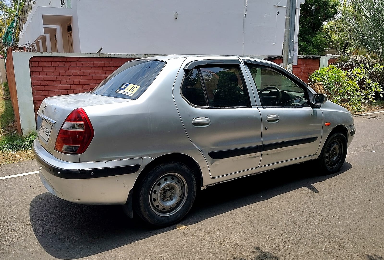 Tata Indigo - Image 4