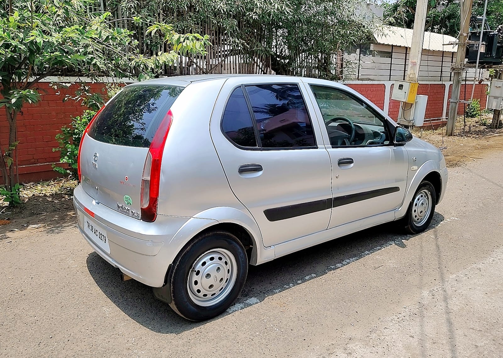 Tata Indica - Image 2