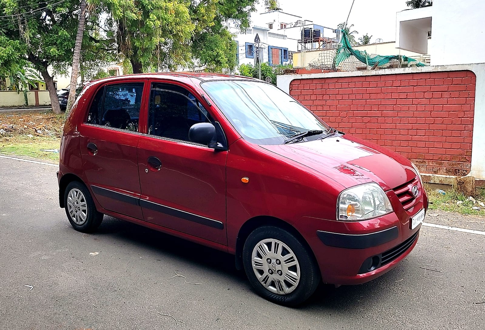 Hyundai Santro Xing - Image 3